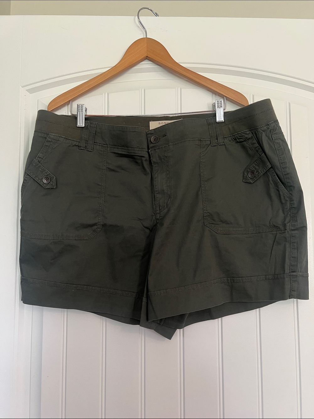 SONOMA LIFE+STYLE 
SHORTMID RISE Shirts Size 18W
